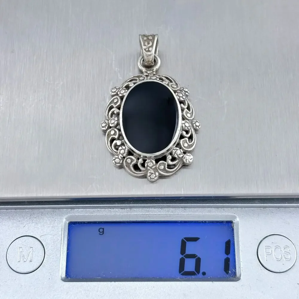 Vintage Sterling Silver 925 Onyx Filigree Pendant